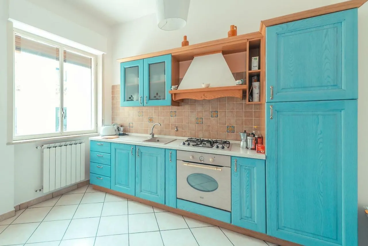 Theokles Apartment Taormina 0*,